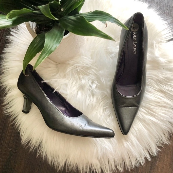Ralph Lauren Shoes - Vintage Ralph Lauren pointed toe heels